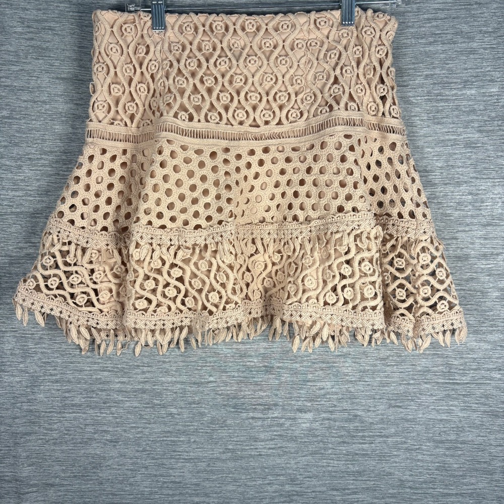 AQUA Bloomingdales Soft Pink Geometric Crochet Lace Lined Mini Skirt Medium Boho